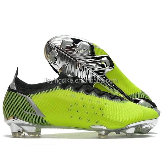 Brand New Training Football Shoes Men Football Shoes Soccer Boots With High Quality.