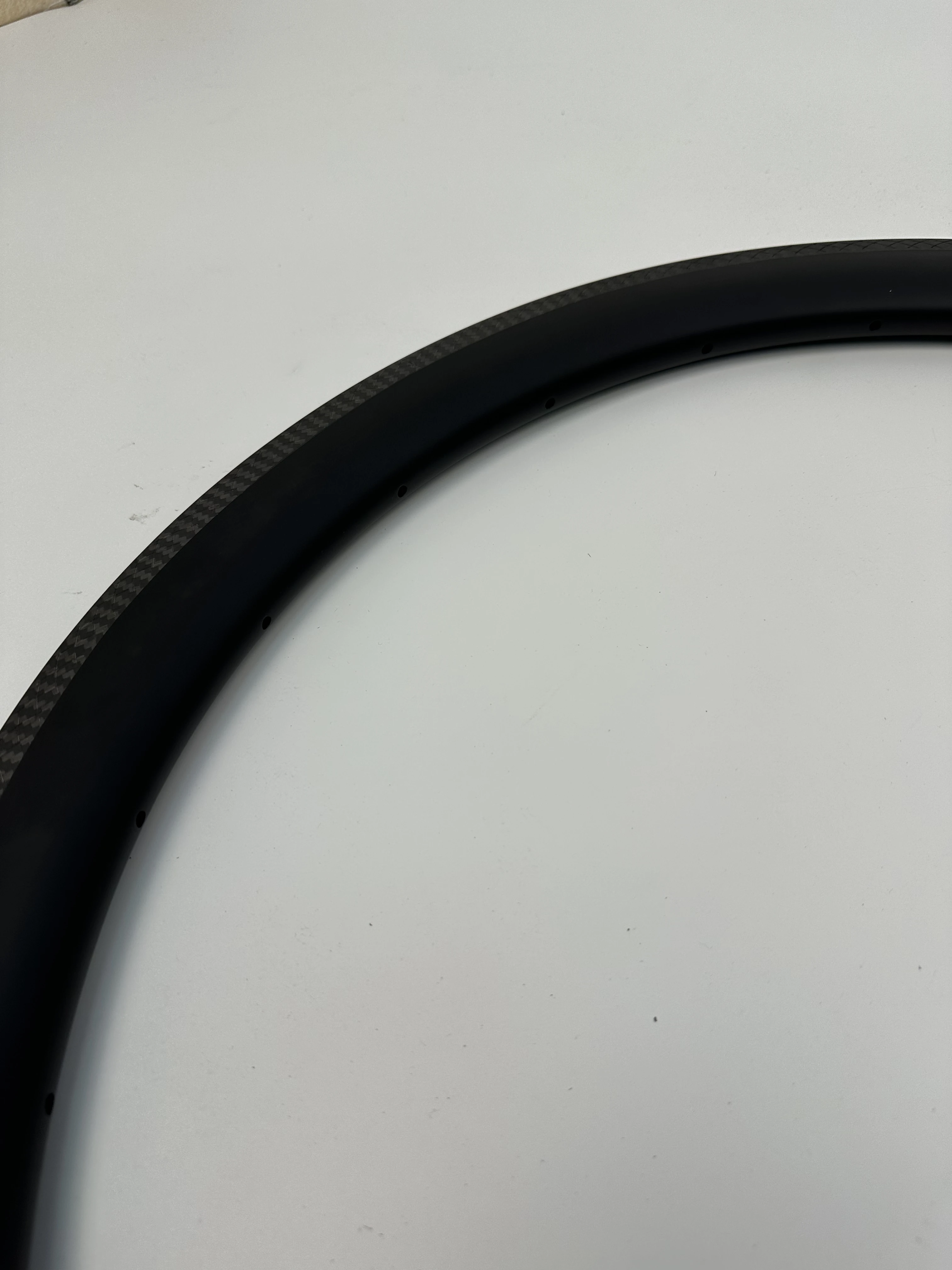 RC2850 Ultra high performance  Full Carbon Bicycle 700c 26mm Width 33Depth Rim Brake&Disc Brake Road Bicycle Fashion