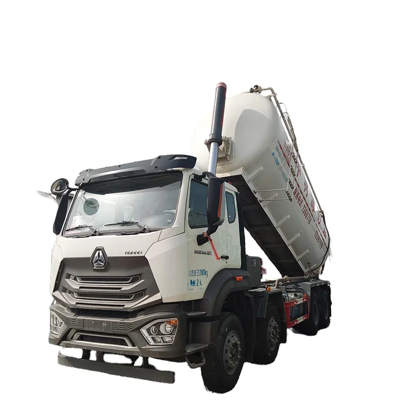 Vacuum Pump Sanitation Vehicles Clean Sludge 23.3cbm Heavy Duty Truck Sewage Suction Truck