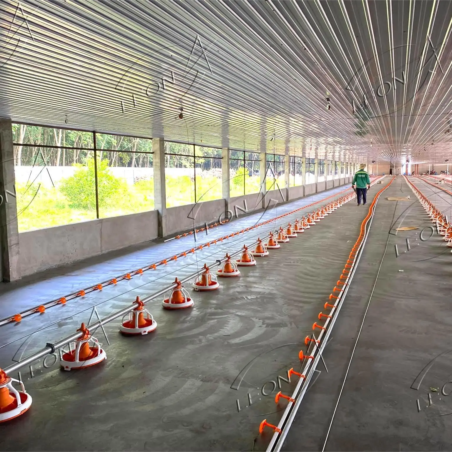 Automatic Poultry Broiler Pan Feeding System Feed Pan with Sensor for Chicken Equipment