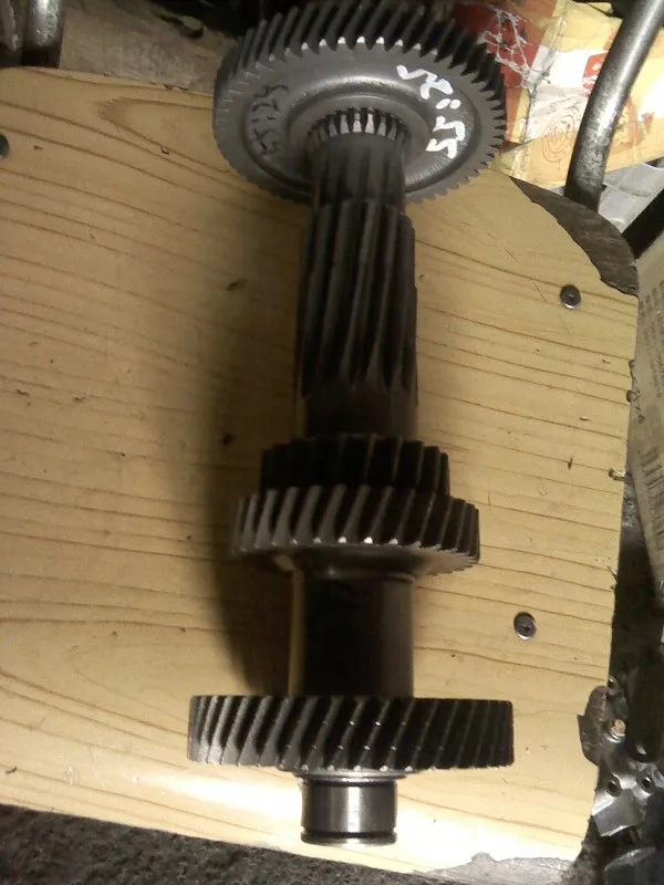 
Good quality truck transmission gearbox input shaft assembly,gear assy 