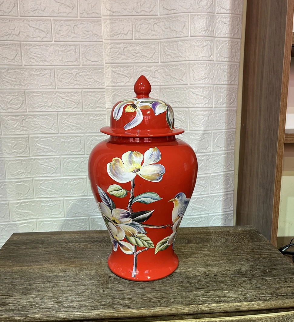 Traditional antique Chinese style red and white luxury ceramic ginger jar with flower patterns as business gift