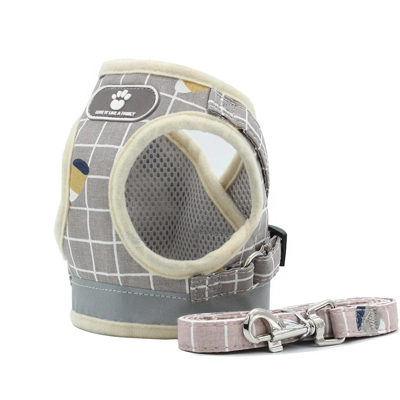 
Breathable Small Dog Pet Harness and Leash Set Puppy Cat Vest Harness Collar For Chihuahua Pug Bulldog Cat arnes perro 