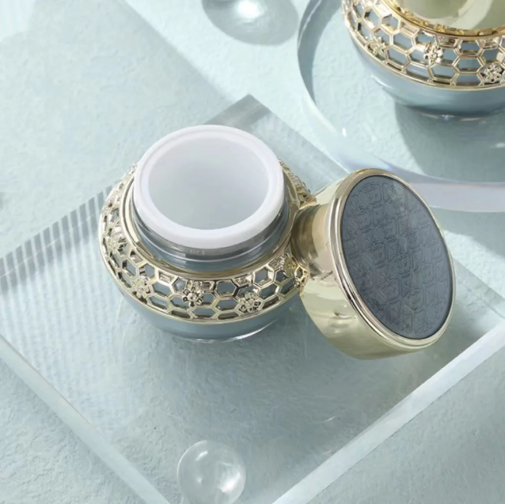 Custom logo luxurious High-grade luxury cosmetic bottles court retro acrylic cosmetic bottle and jar cosmetic container package