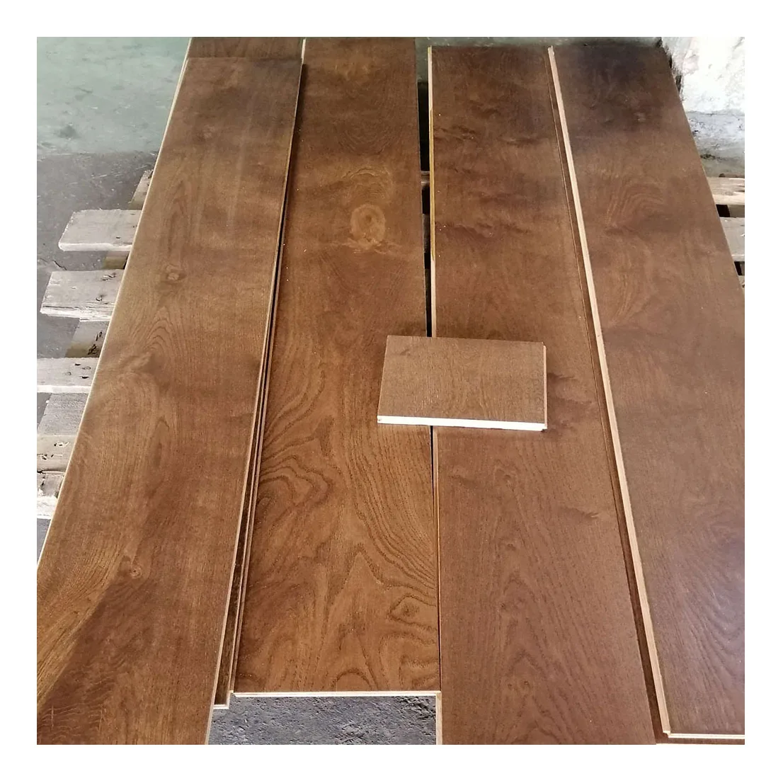 
220mm Width Brushed Solid Oak Wood Flooring 