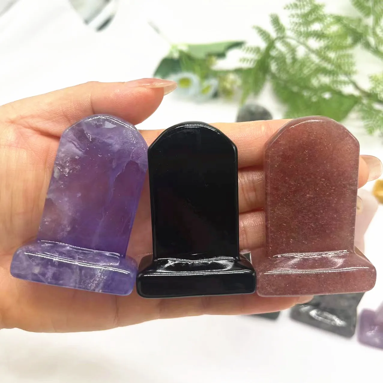 Wholesale Bulk Various Crystal Carving Crystal Tombstone Hand Carved Tombstone Crystal For Halloween