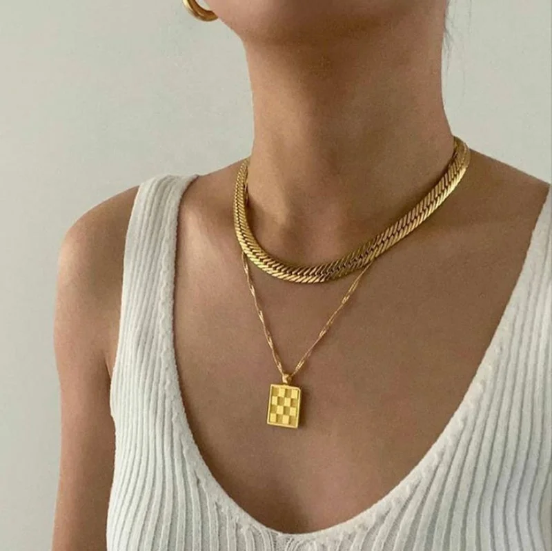 18K Gold Plated Texture Square Chess Plaid Pendant Stainless Steel Neck Lace Tarnish Free Gold Chain Checker Checkered Necklace