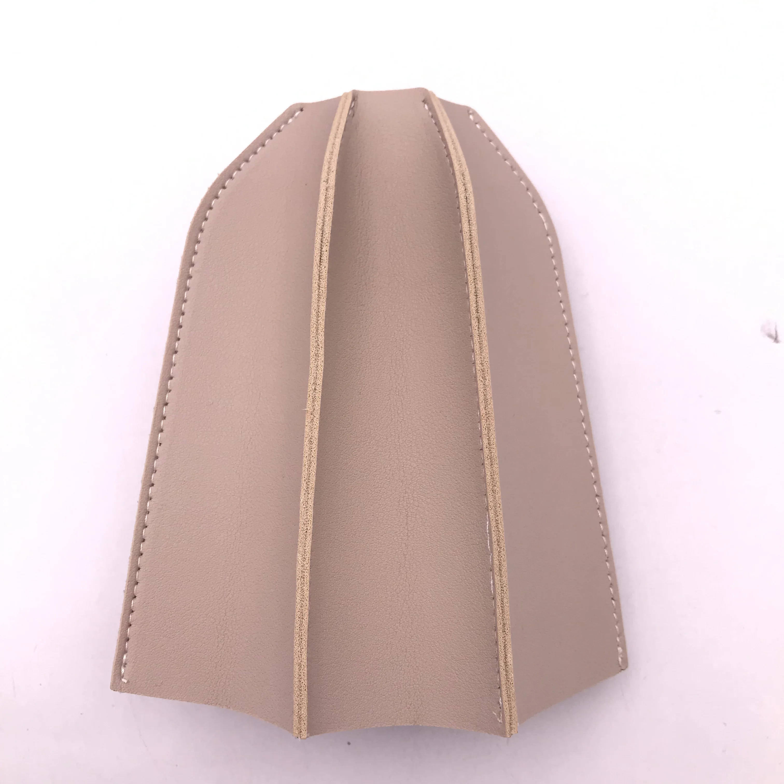 Custom Outdoor Camping Leather 230g Camping Gas Warmer Tank Protective Cover Gas Cylinder Warmer Case