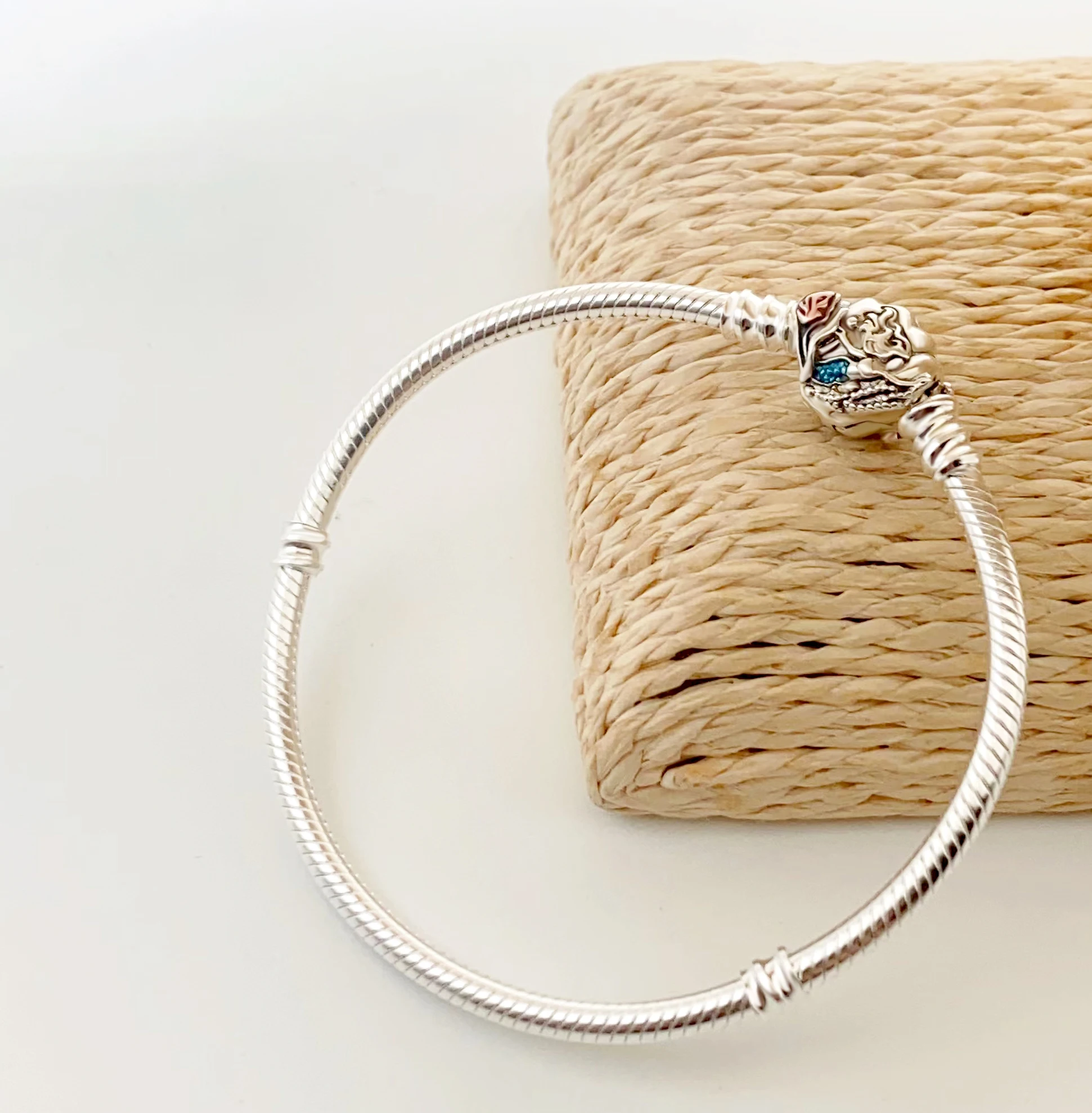 Factory wholesale S925 sterling silver snake bracelet with Silver Clasp for pandoraer bracelet fine jewelry