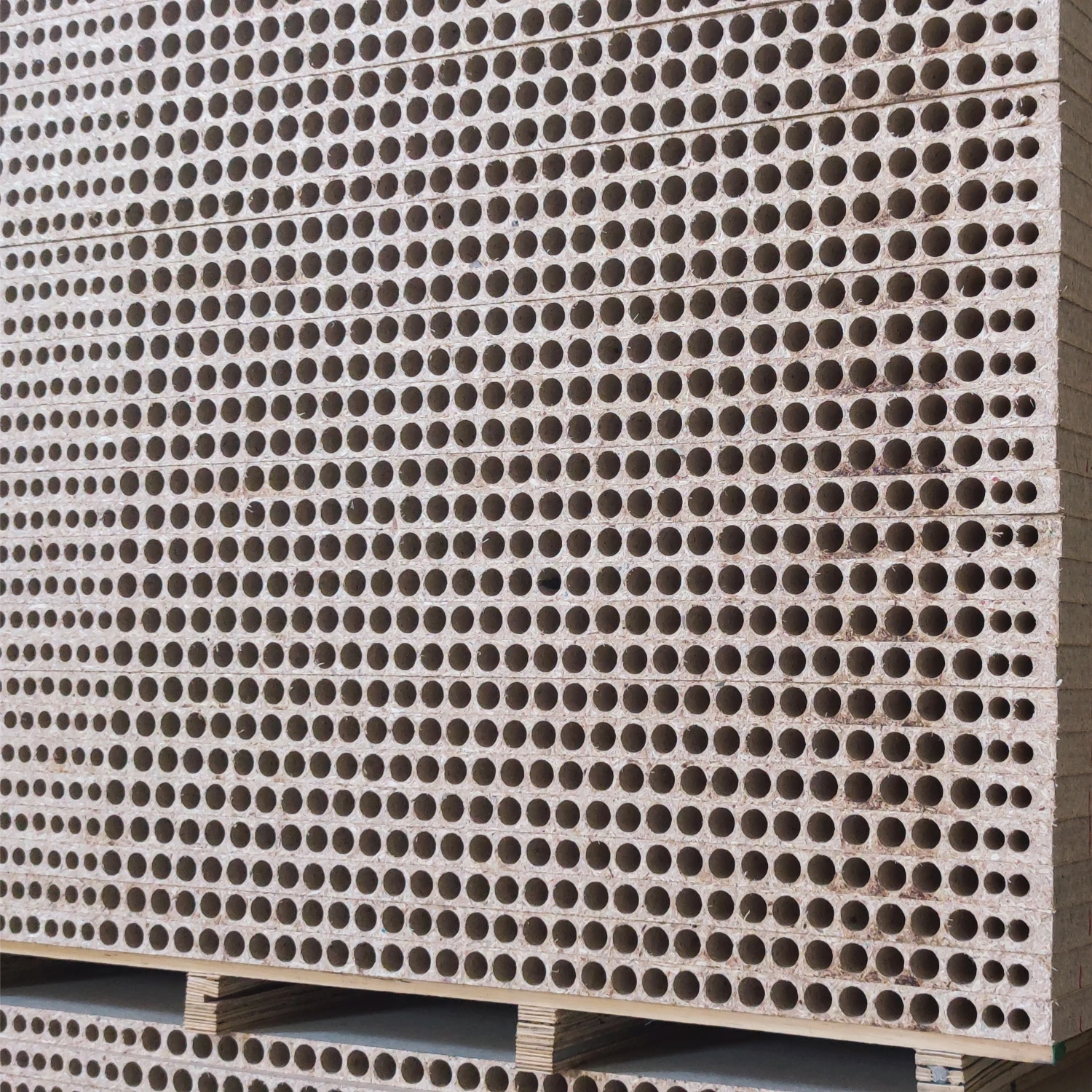 Распродажа Заводская оптовая цена древесная полая древесно-стружечная плита ДСП