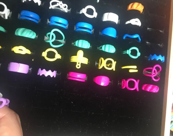 
wholesale 2021 korea fashion vintage colorful ring hot selling twisted metal rings jewelry enameled painted ring for girls 
