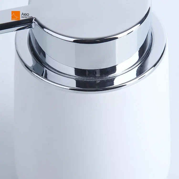 European style 300ml Hand Liquid Foam Pump Bottle Bathroom White Stand Shampoo Soap Dispenser