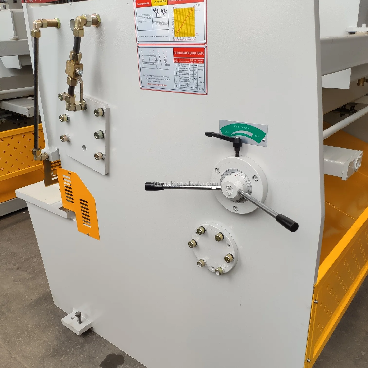 Good price hydraulic guillotine type shearing machine for 8feet 10feet sheet metal cutting