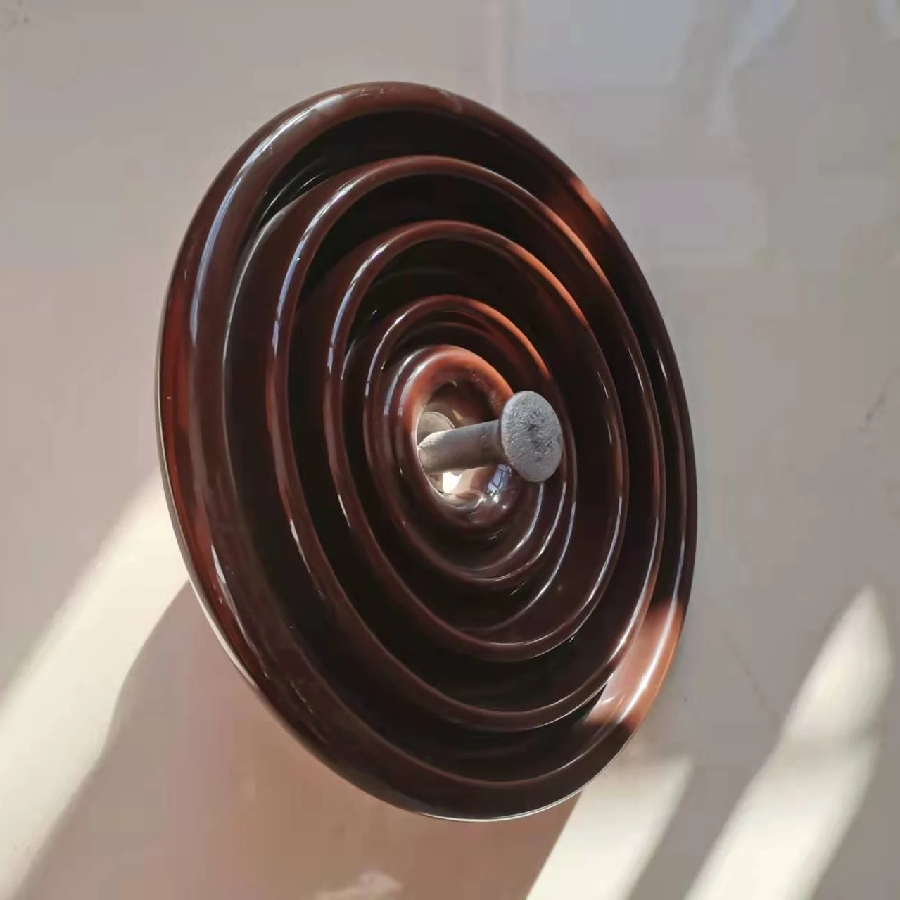 11KV disc  porcelain insulator    brown / white  insulators 52-3