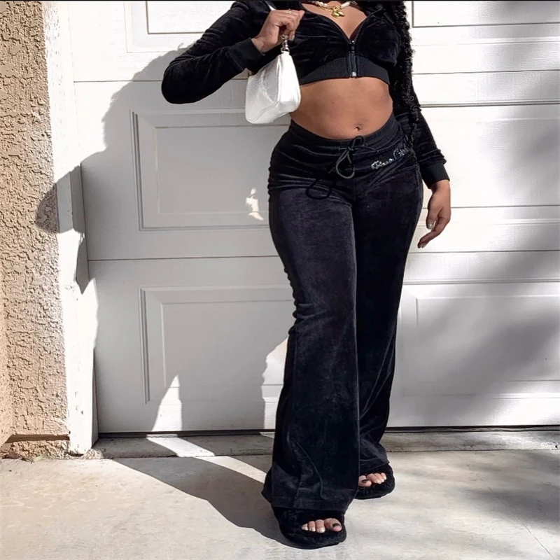  2021 New Stylish Custom Logo Tracksuit Crop Tops Sweatshirt and Jogging Sweatsuit 2 Piece Set Women Velvet Tracksuits for