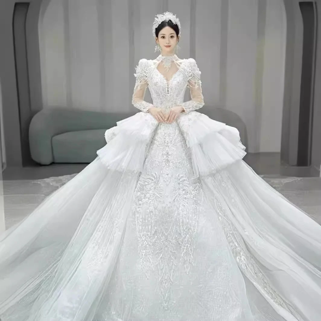 Vintage light wedding dress 2024 new bride luxury heavy industry senior texture trailed out yarn  long sleeve main yarn dress