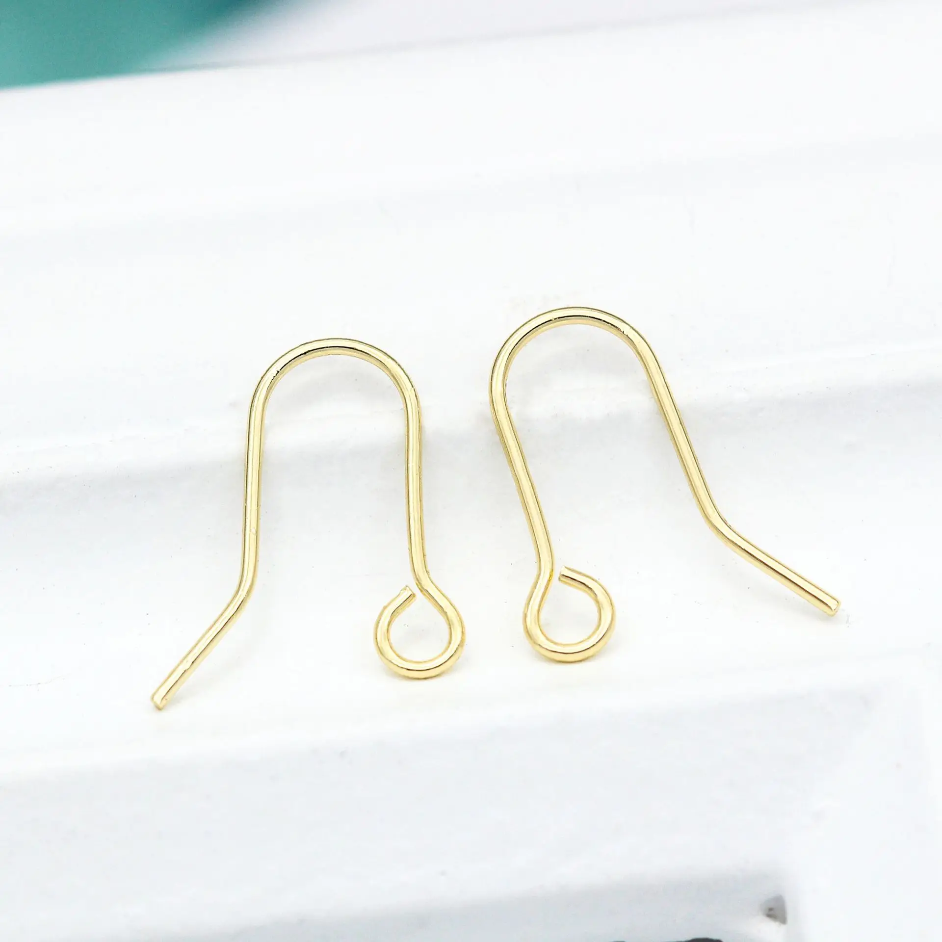 Factory Wholesale 14k Gold Plated Fish Hook Shaped Earrings Hooks