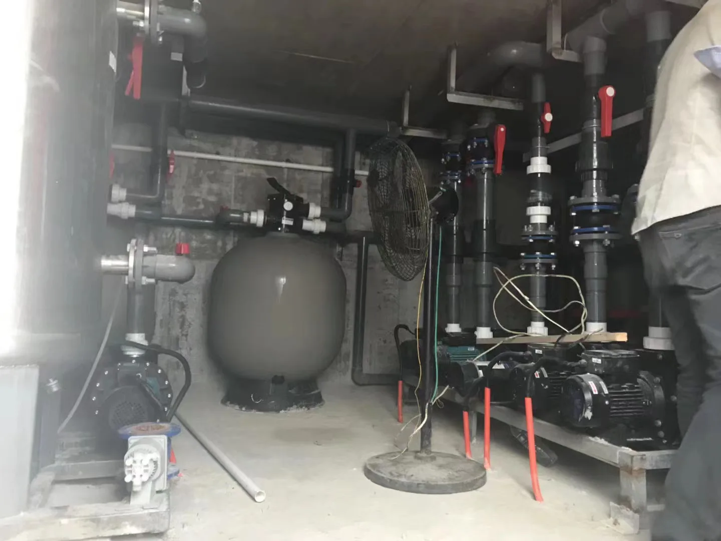 supply of a variety of swimming pool filter sand tank fiberglass sand tank FRP activated carbon filter