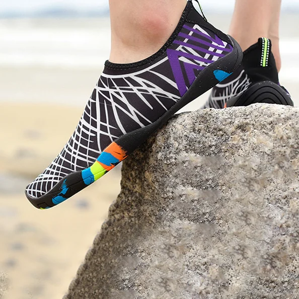 Summer Water Shoes Men Beach Sandals Upstream Aqua Shoes Man Quick Dry River Sea Slippers For Surfing