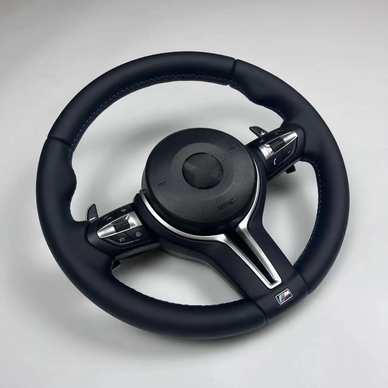 Кожаное Рулевое колесо для BMW F10 F30 F32 F07 F01 F02 F22 F87 F12 F06 F35 F80 F36 F18