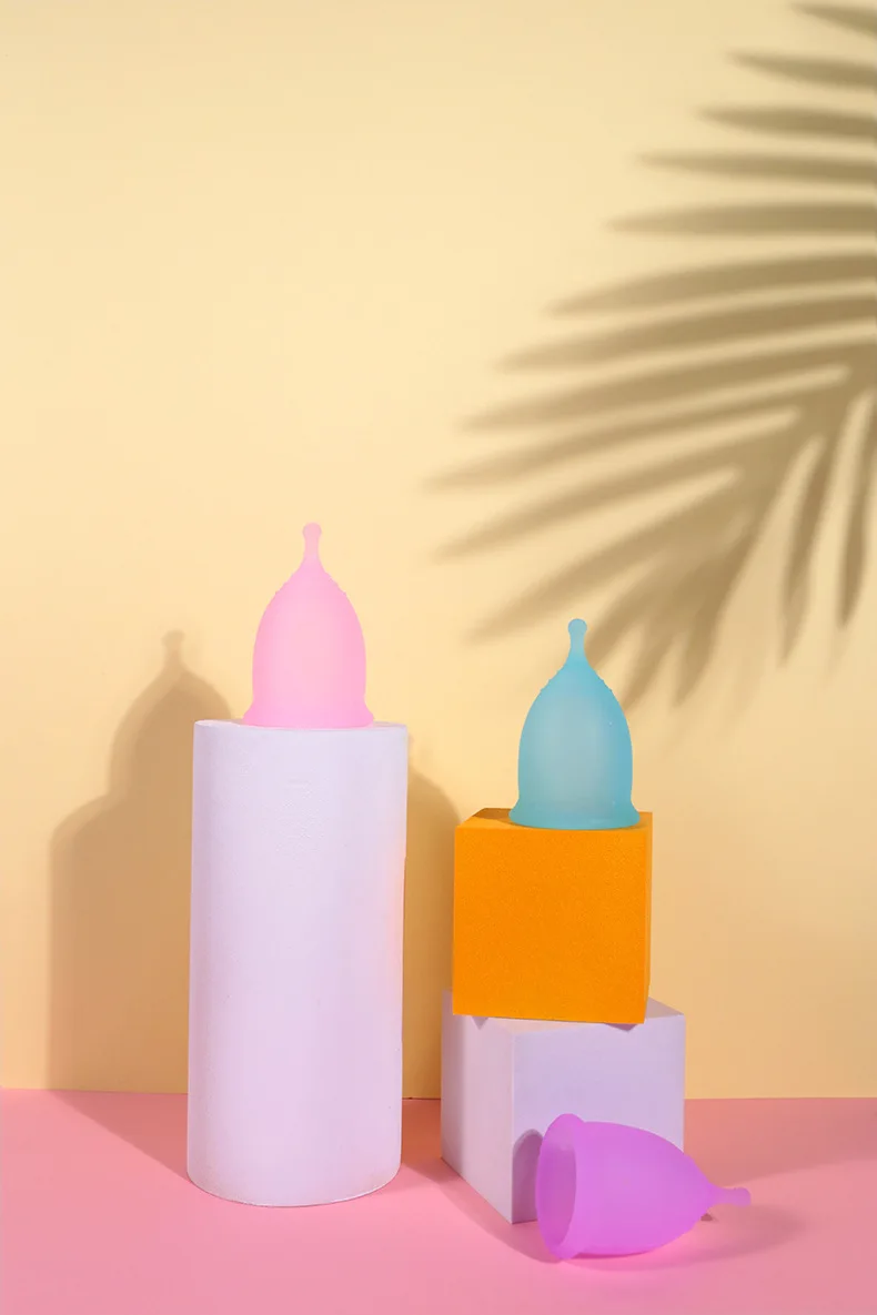 Hot sale cheap price eco-friendly menstruation cup 100% silicone women reusable close fit menstrual cup