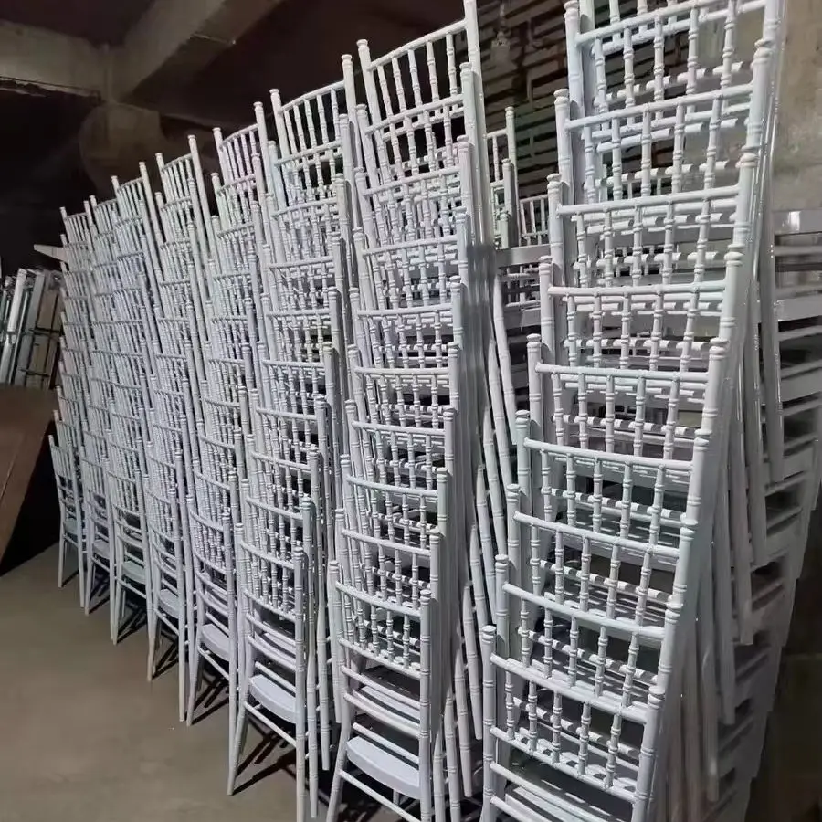 Factory Selling Gold Metal Chiavari Chair White Resin Hotel Banquet Furniture Tiffany Chiavari Wedding Chair For Event