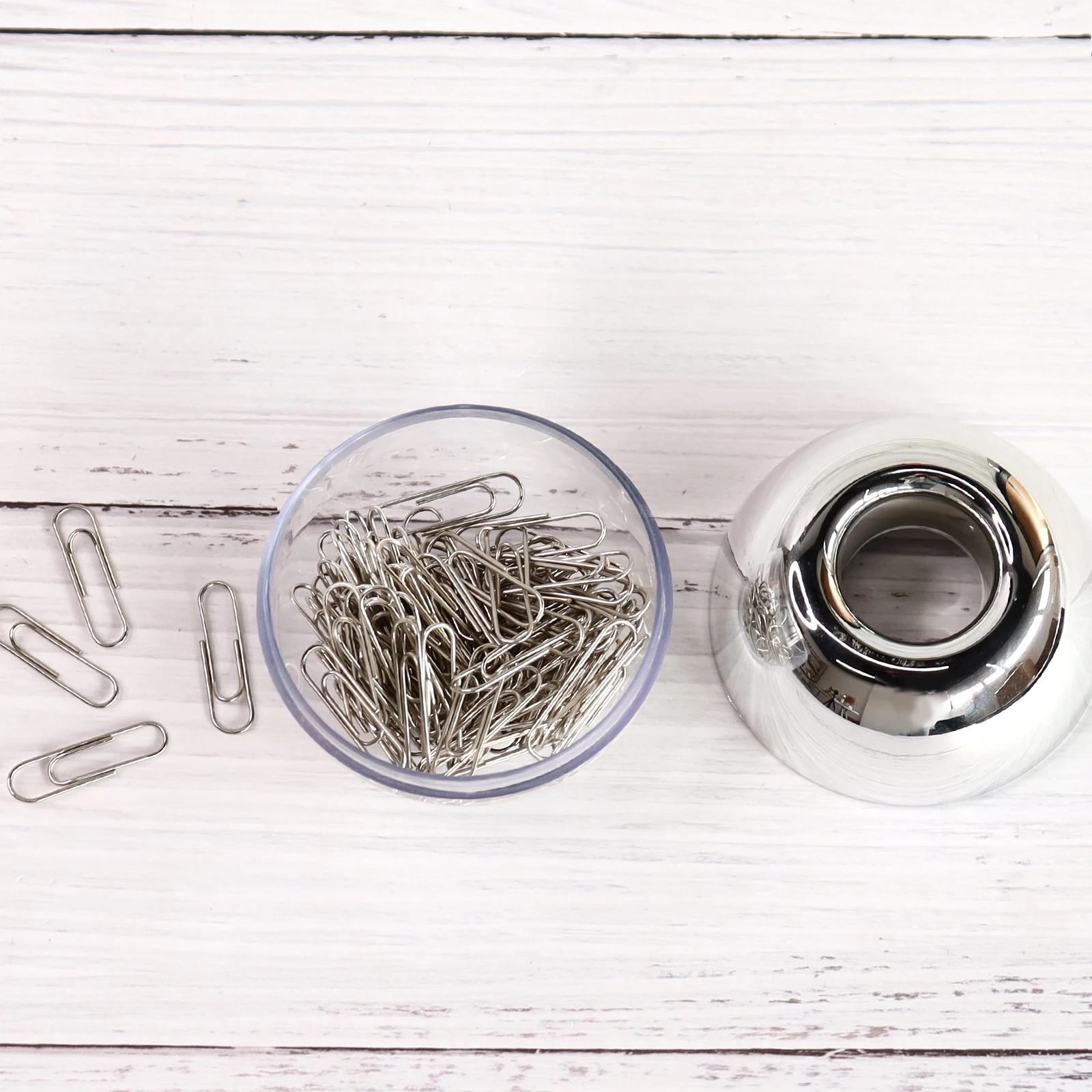100 Clips per Box 28mm Sliver Paper Clips in Elegant Magnetic Sliver Clip Holder