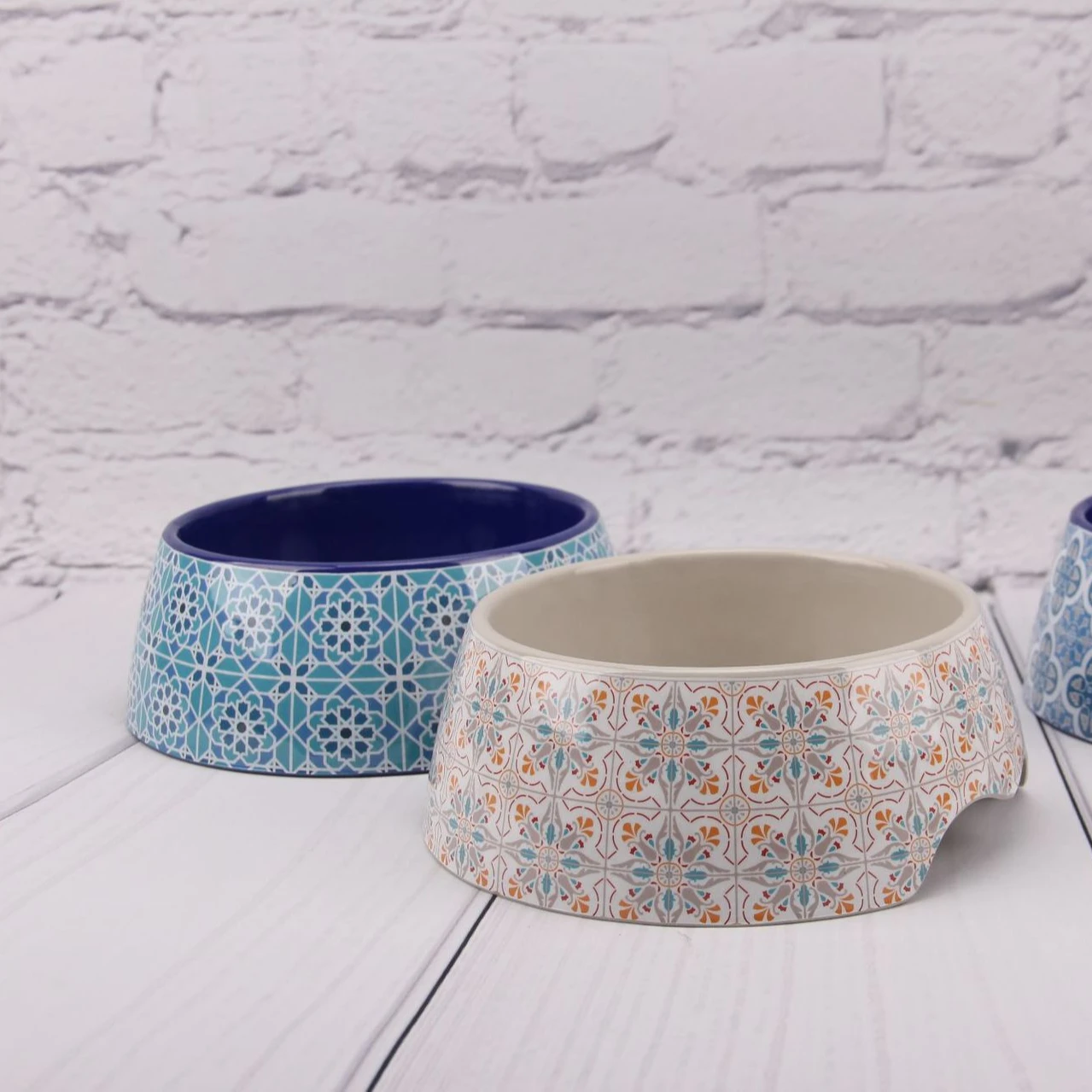 Dog bowl pet feeder cat water bottle food automatic fountain stainless steel bowls lick mat slow camera portable drinking