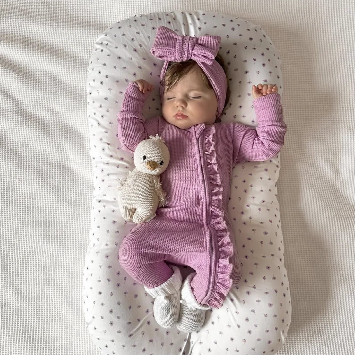 Custom OEM Newborn Infant Toddler Girls Clothes Solid Color Waffle Organic Cotton Ruffle Baby jumpsuit with zipper