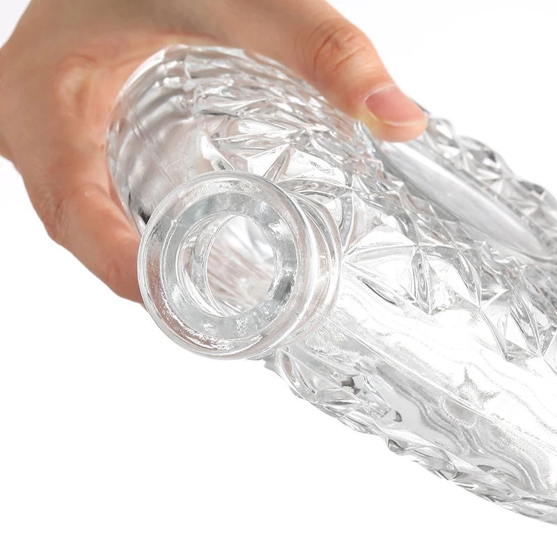 Hot Selling customize wholesale 250ml 750ml clear empty glass whisky bottle