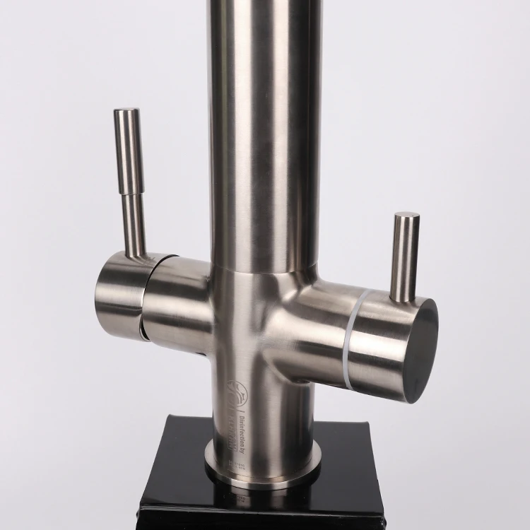 Brand New Deck Mounted Torneira Inox Single Lever Cold Hot Gold Finish Waterfall