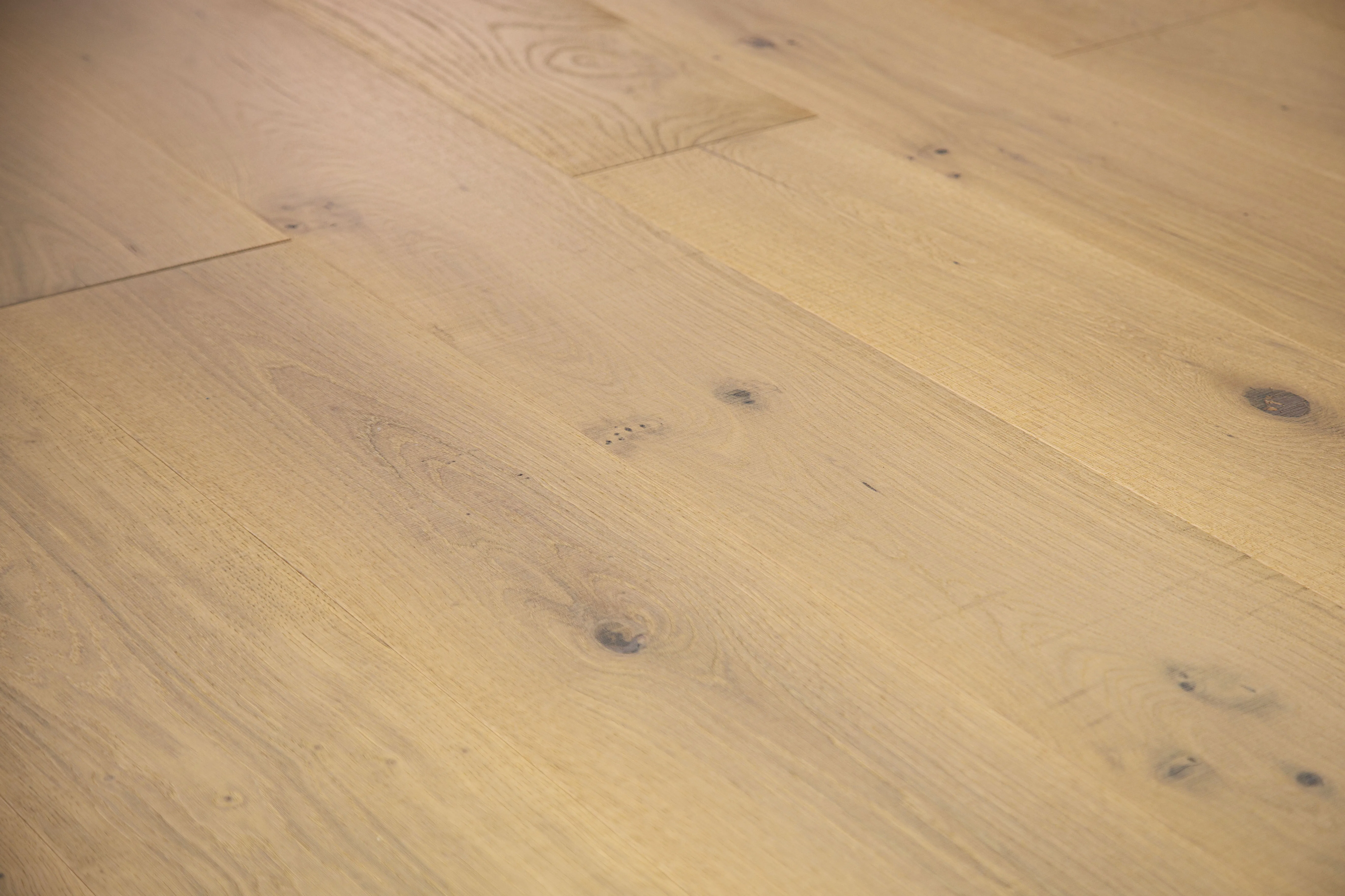 [Name: Invisible yellow] BCD grade sawn mark invisible oil 15mm 3-layer oak engineered wood flooring