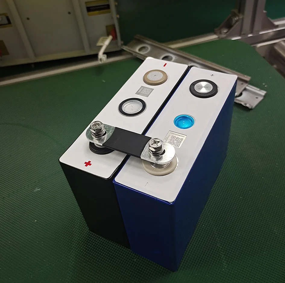 100ah busbar8