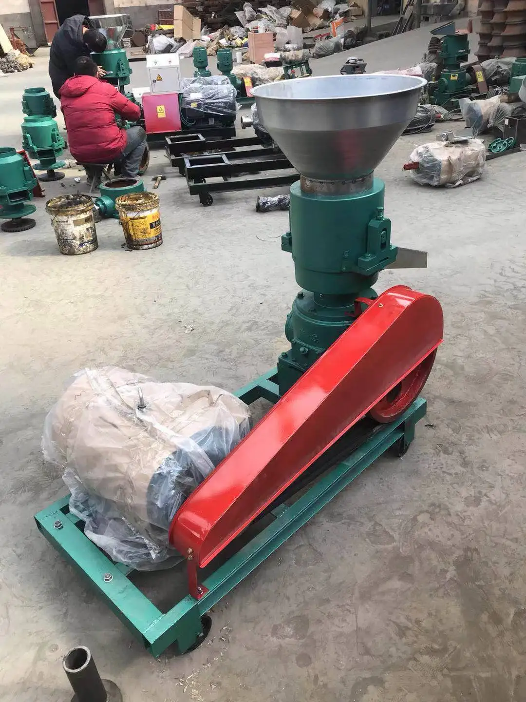 Adjustable length of dog food pellet machine for farms animal Feed particles pellet machine