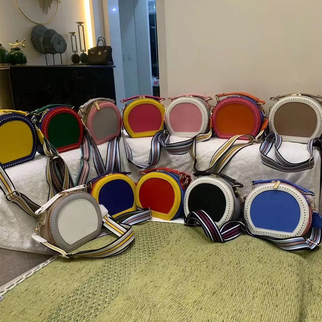 2022 Wholesale New Arrival Classic Handbags Designer Brand Bling Mini Diamond Matching La Purse And Hat Set