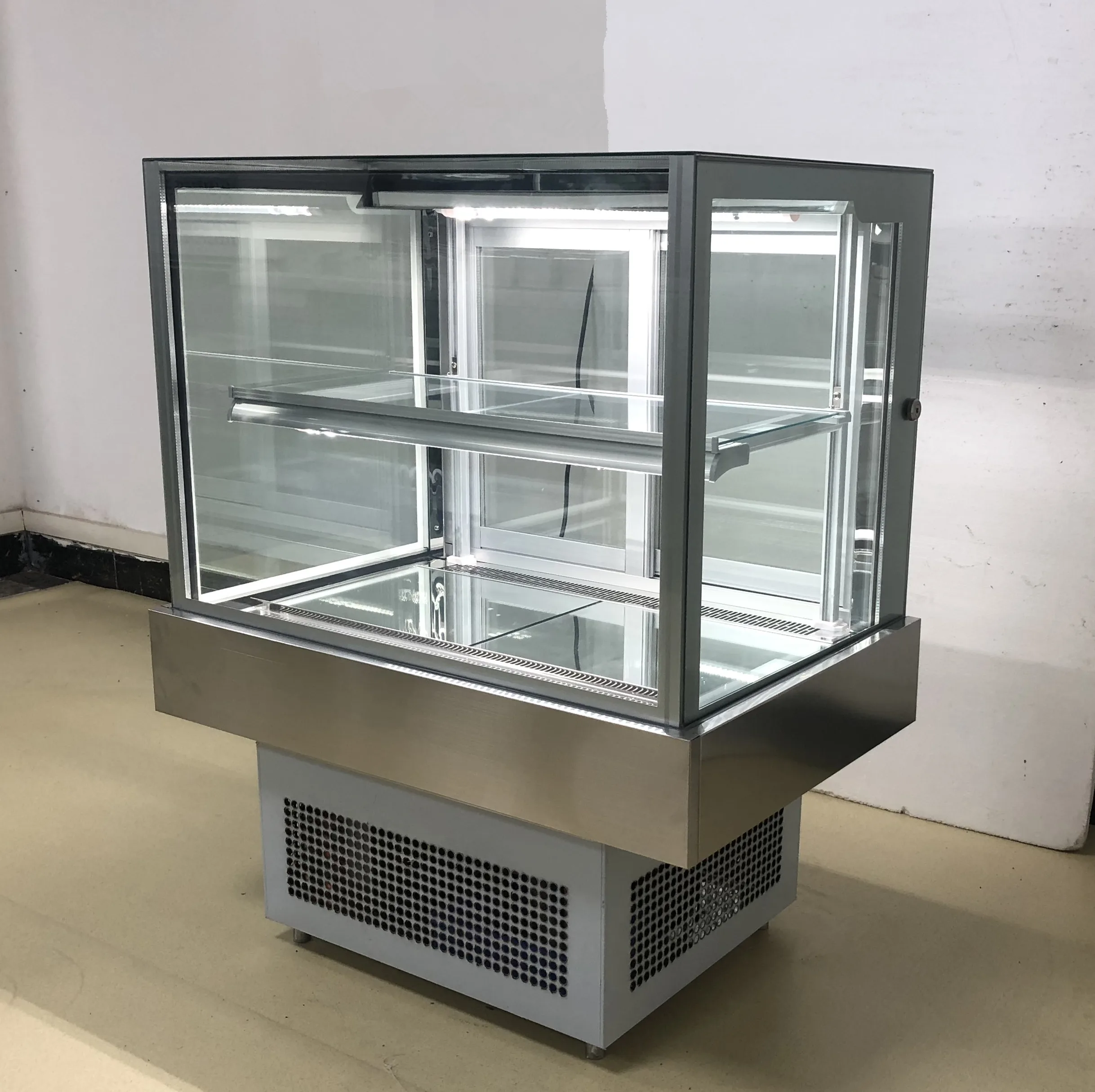 New design luxury Square Glass Cake Showcase display freezer