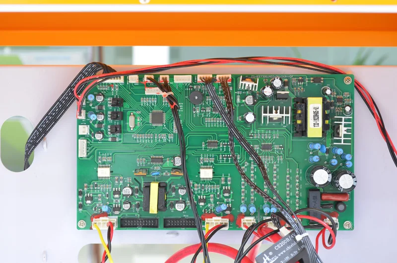 200A 400V intelligent pwm built in solar charge controller, 50A/100A/150A/200A Optional