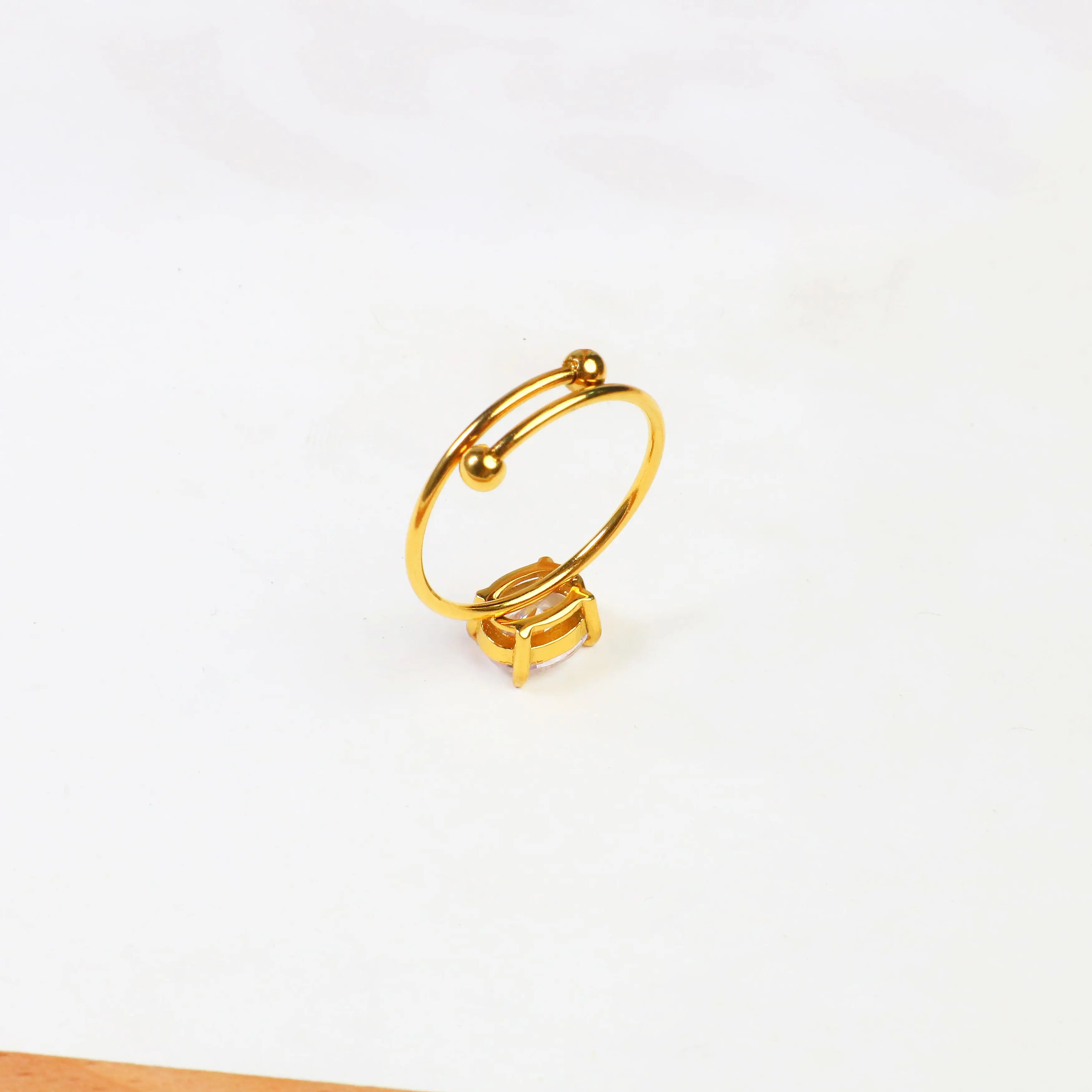 Классический дизайн изящные кольца на палец Cz нержавеющая сталь 18K позолоченное кристаллическое регулируемое кольцо