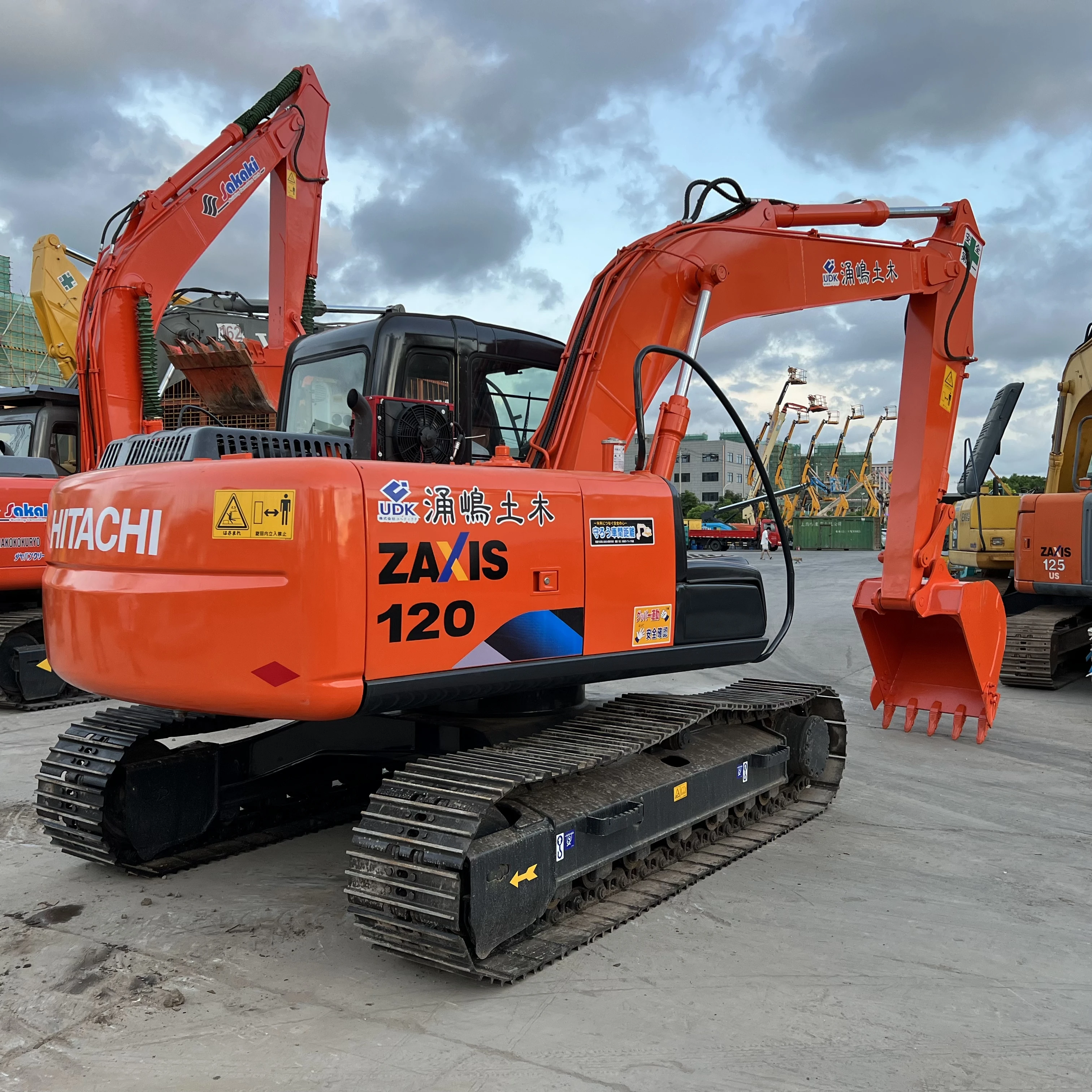 Эксплуатационный гусеничный экскаватор HITACHI ZX120 120 12ton японский оригинальный HITACHI120
