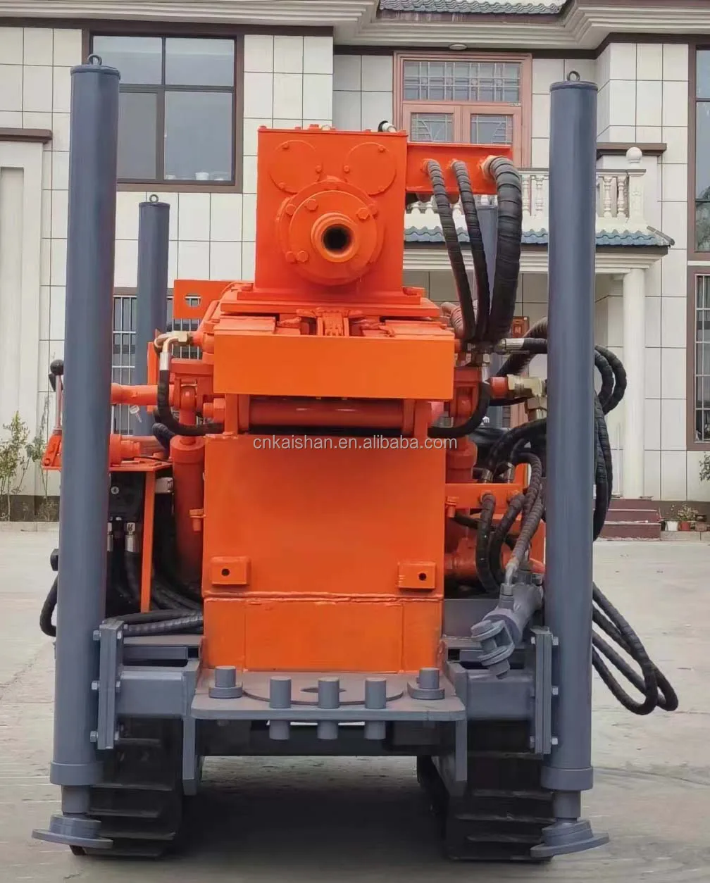 Big Discount Cheap Price 180m 160m Crawler Portable Well Borehole Drilling Machine Water Well Drilling Rig For Sale