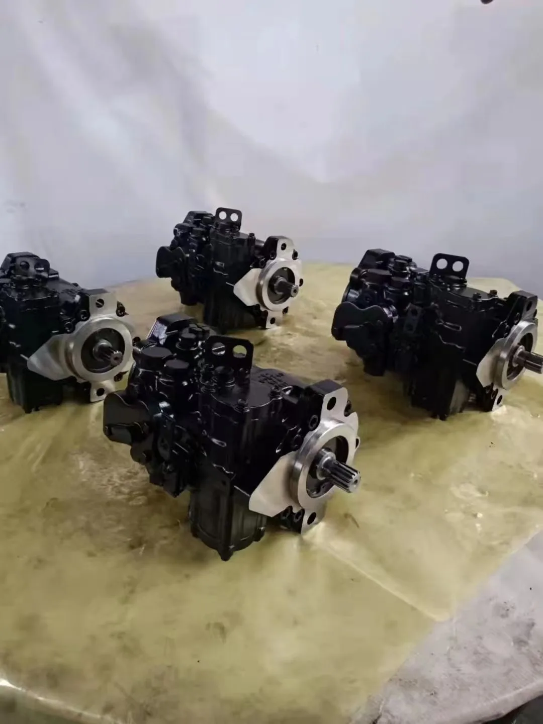 Гидравлический поршневой двигатель Sauer Danfoss 90R100 90R100KA 90R100KA1CD серии 90R100KA1CD80P3