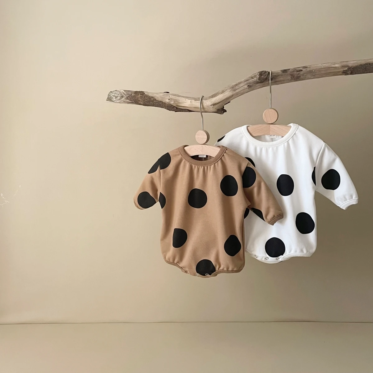 Korean Baby Girls Romper Clothes for Newborns Bodysuit Long Sleeve Polka Dots Sweatshirt Romper Autumn Baby Boy Romper