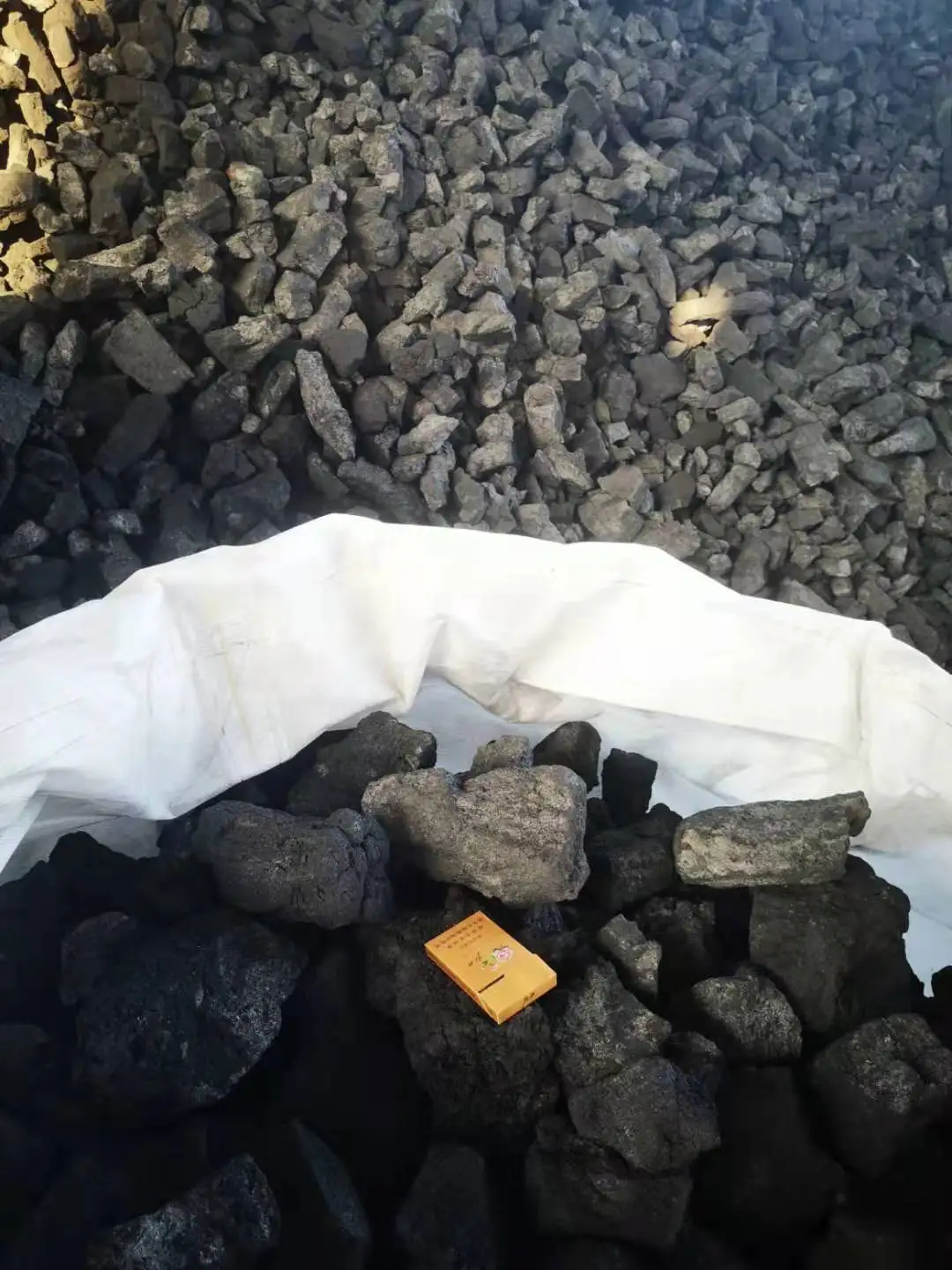 Low moisture met coke plant fuel 90-150mm metallurgical coke stamped charge good quality