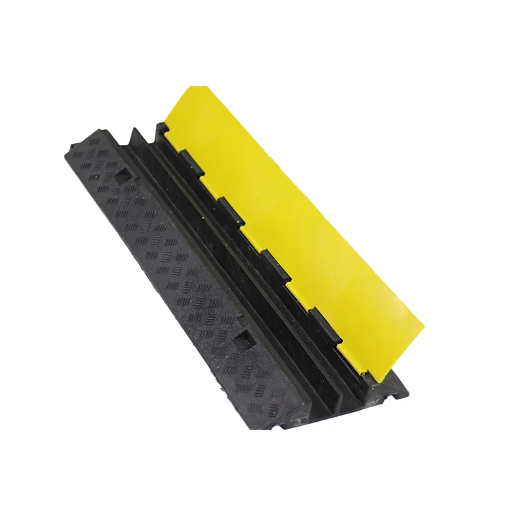 Factory Wire Rope Rubber Bumper Outdoor Heavy Duty Cable Protector 3 Channel For Road