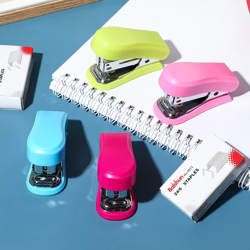 BEYOND Cute Hand held Plastic Standard Mini Office Paper Manual Stapler for School Kids Desk Stationery Set