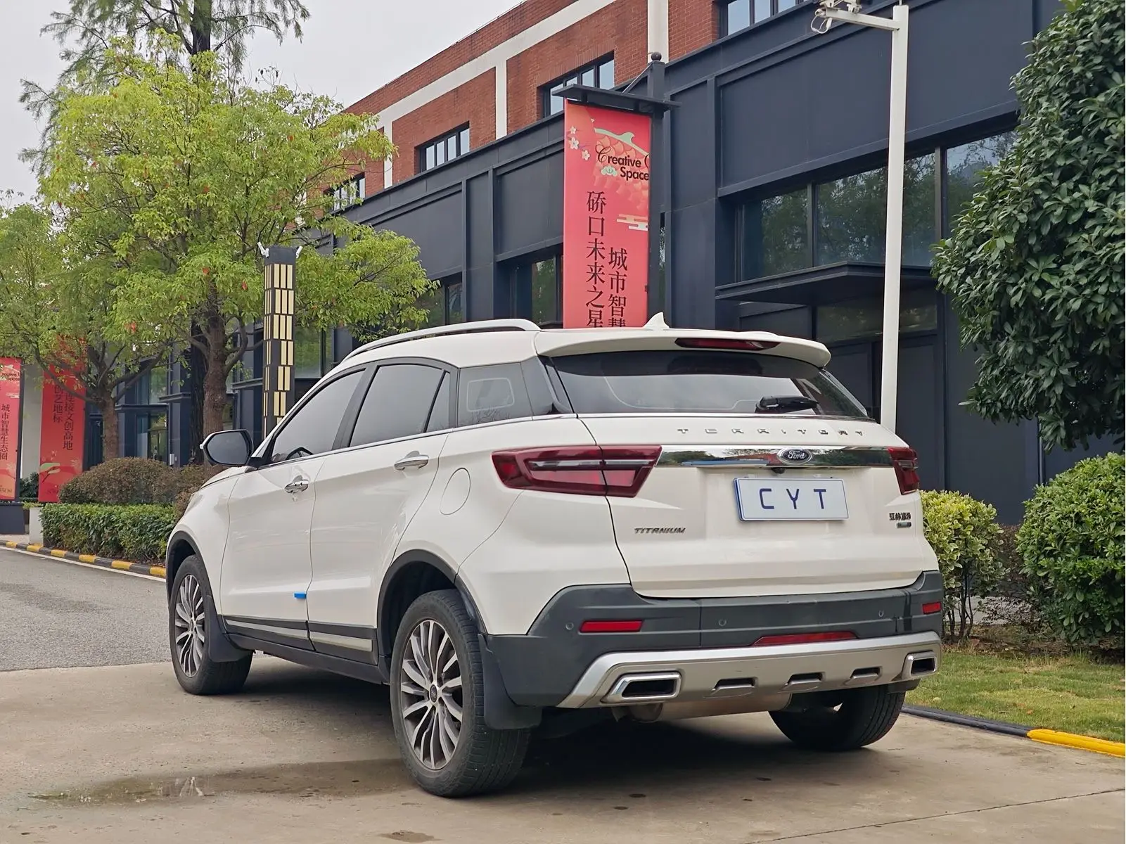 Китайские автомашины цена подержанных автомобилей бензиновый автомобиль Подержанный 2020 Ford автомобили с бензиновым двигателем для взрослых