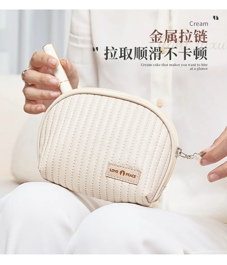 Wholesale Ladies Luxury Designer Pink Shell Shape Makeup Bag Women Quilted Pu Leather Cosmetic Beauty Case Make Up Travel Bag