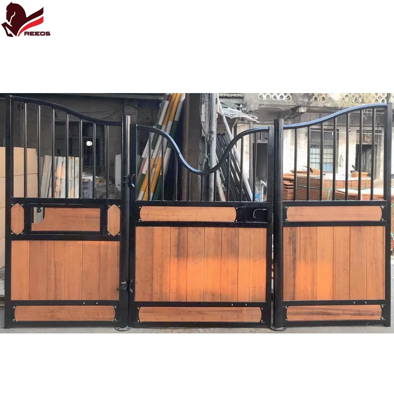 Steel made powder coated wooden bamboo material horse stall