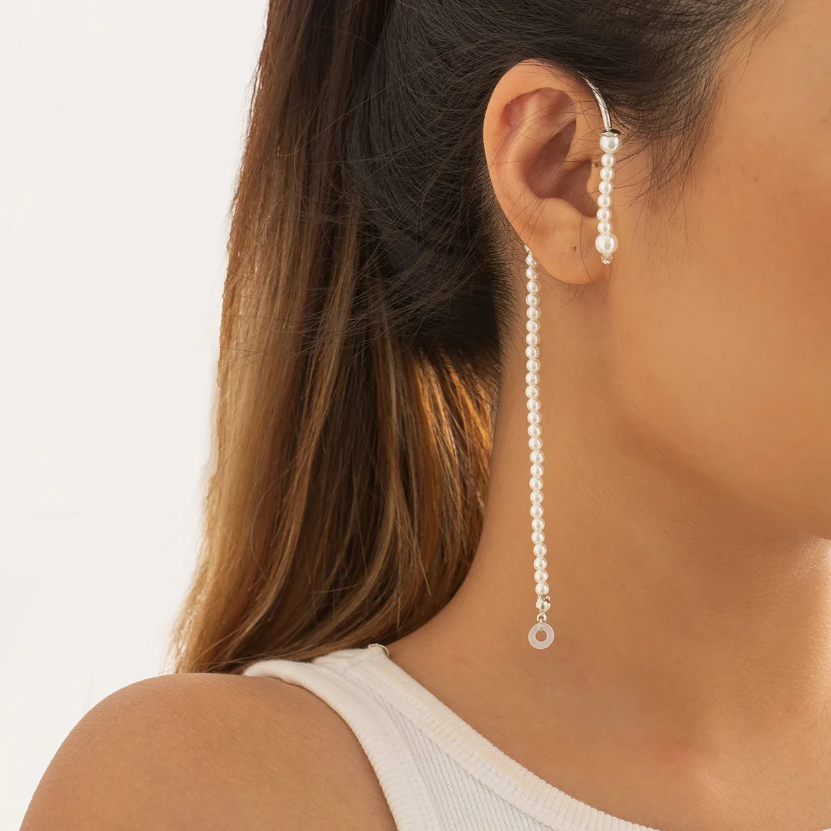 Fashion Accessories Women Pearl  Earrings For Earphone Loss Protective  Anti-lost Ear Clip For Earphone Bluetooth headset