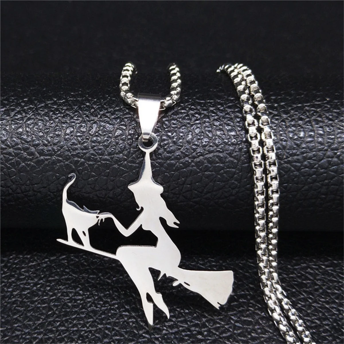 Ouj Witch On Broom With Cat Stainless Steel Pendant Necklace Alien Head Pendant Necklace
